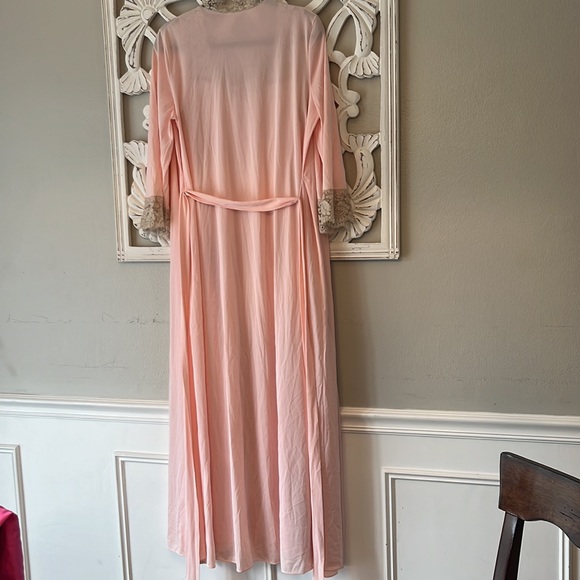 ✨1950’s Vanity Fair Nightgown and Robe Set - Size Medium - Picture 11 of 14